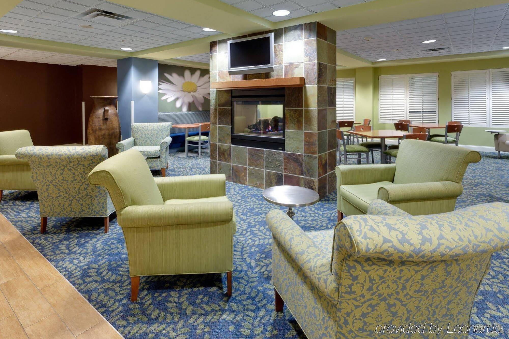 Hotel Trilogy Albany Airport, Tapestry Collection By Hilton Latham Extérieur photo